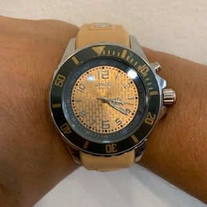 Kyboe Giant 40 Men’s/Unisex Nude & silver watch